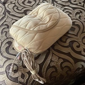 Homedics SHIATSU massaging neck/head pillow with the heat